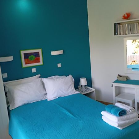איריה Anastasias Apartments מראה חיצוני תמונה