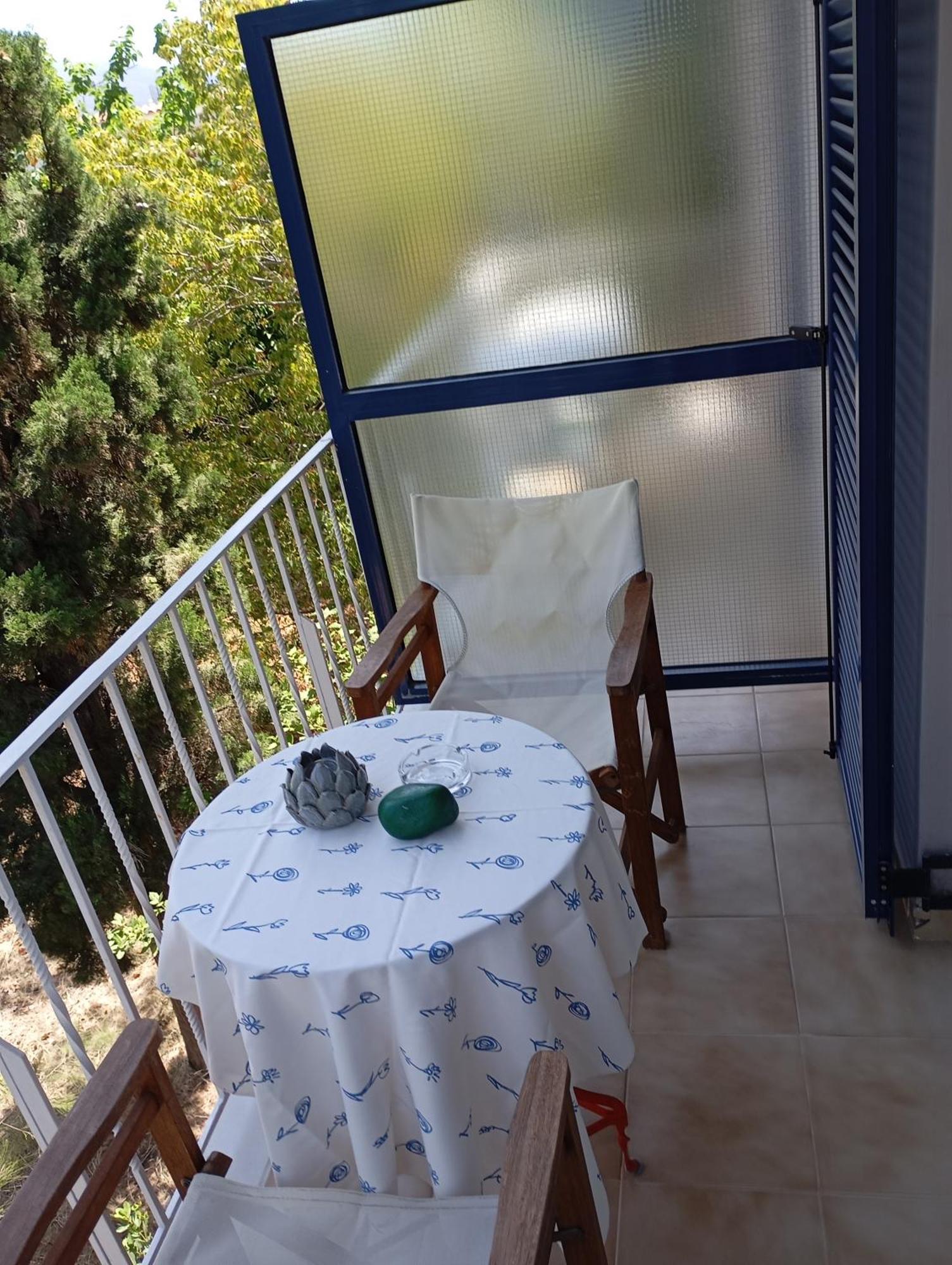 איריה Anastasias Apartments מראה חיצוני תמונה