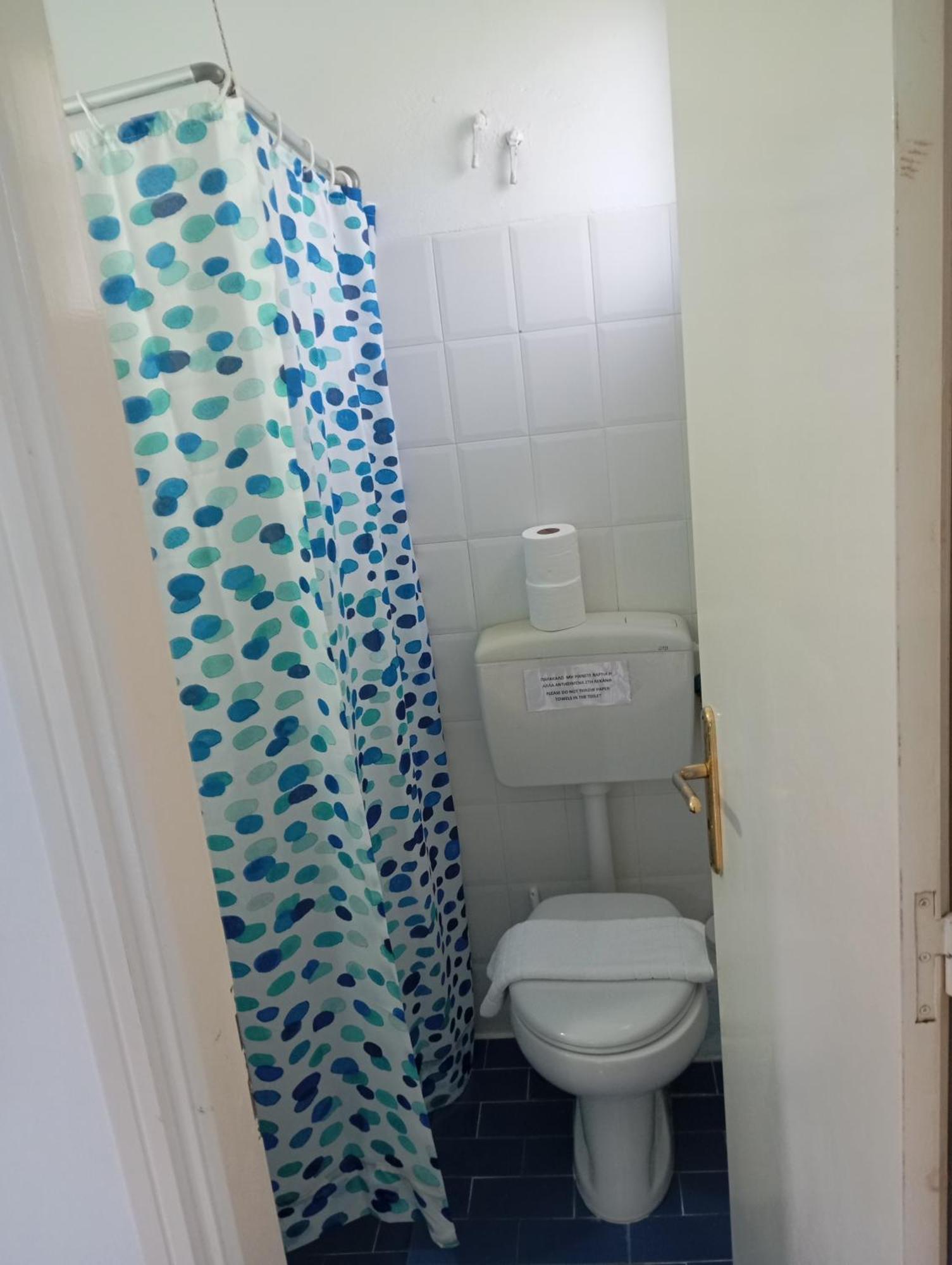 איריה Anastasias Apartments מראה חיצוני תמונה