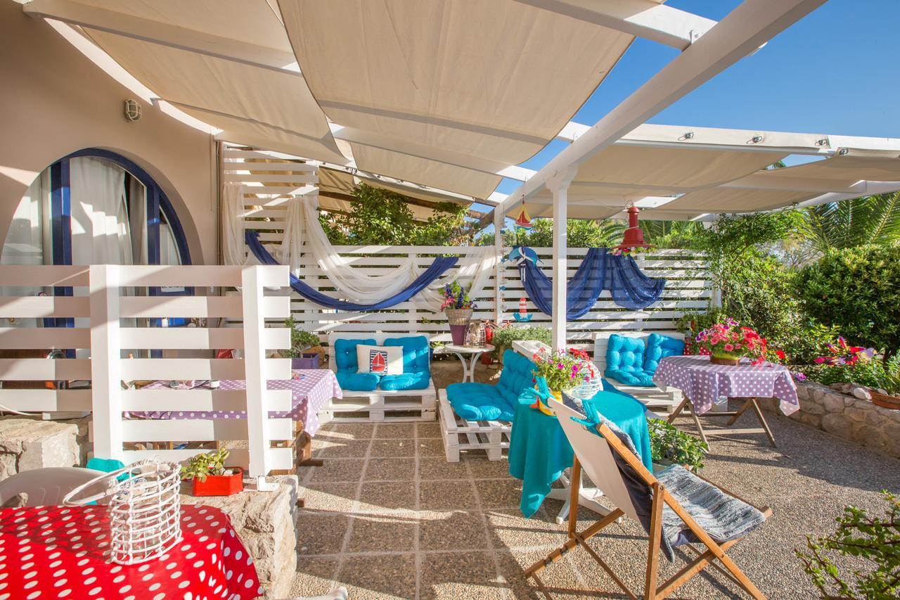 איריה Anastasias Apartments מראה חיצוני תמונה